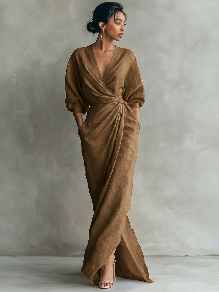 Sandra -  Minimalistisches Maxi-Kleid mit V-Ausschnitt