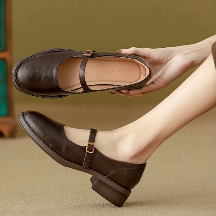 Anna – Zeitloser Schnürschuh aus Leder